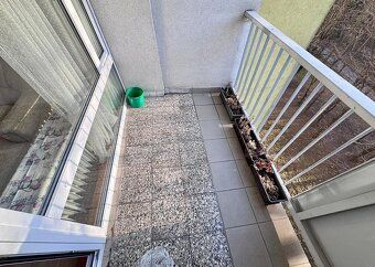 Nabízím k dlouhodobému pronájmu světlý byt 2+1 o velikosti 6