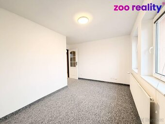 Nabízíme prodej řadového rodinného domu o dispozici 4+1 s ga