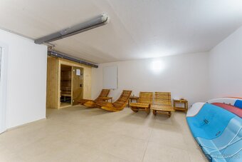 Prodej bytu 2+kk s wellness a terasou 40m², Malá Hrdlička - 