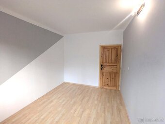 Nabízíme k pronájmu byt o dispozici 3+1 a výměře 84 m2 ve zv