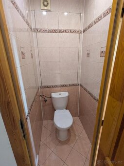 Nabízíme k pronájmu byt o dispozici 3+1 a výměře 84 m2 ve zv