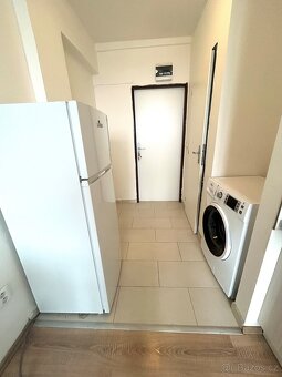 PRONÁJEM BYTU 1+KK, PRAHA 16 - RADOTIN
Nabízíme k pronájmu b