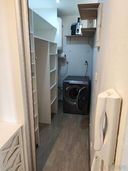 🏠Nabízíme k prodeji krásný byt 2+1 o celkové velikosti 58 m²