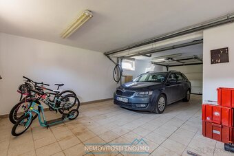 Nabízím k prodeji rodinný dům se zastavěnou plochou 141 m2 a