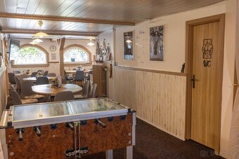 V zastoupení majitele nabízím k prodeji atraktivní gastronom