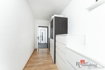Moderní byt 3+kk s výhledem, Praha – Troja, 69 m²Nabízíme k 