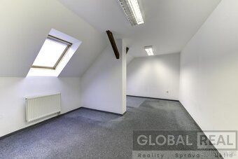 Nabízíme k prodeji prostorný dům o celkové užitné ploše 401 