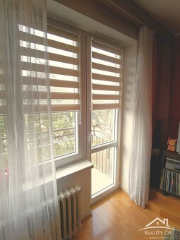 Prodej útulného bytu s balkonem a výtahem ve 3 podlaží zděné