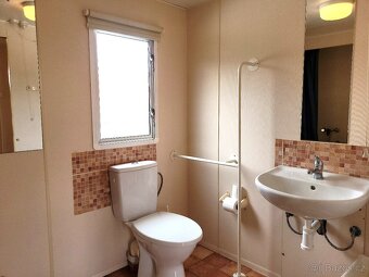 Dovolujeme si Vám nabídnout ke koupi mobilheim 3+ kk s teras