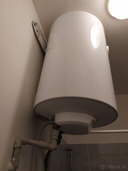 Rád bych nabídl k pronájmu malý byteček 1kk (18m2). Byt se n