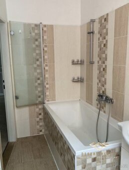 Prosvětlený byt 2+1, 71,70 m² v srdci Nuslí – ideální pro ro