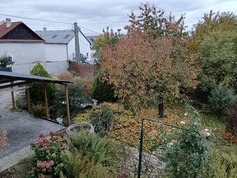 200m2 prostoru. Dvě jednotky 4+kk. Bez investic. Lhota pod K