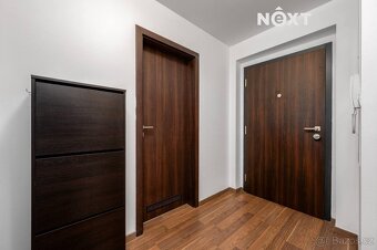 Prodej útulného bytu 2+kk s terasou, 93 m2, Praha 8 - Libeň,