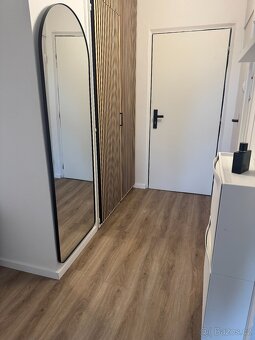 Nabízíme k prodeji prostorný byt 3+1 o výměře 69 m² ve 4. pa