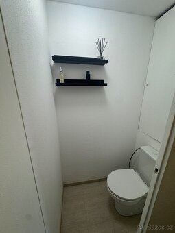 Nabízíme k prodeji prostorný byt 3+1 o výměře 69 m² ve 4. pa