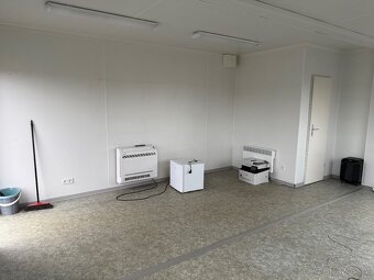 Nabízíme k pronájmu multifunkční kontejnerovou buňku, ideáln
