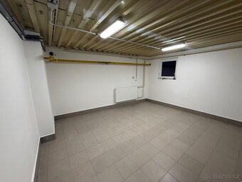Nabízíme k pronájmu komerční prostory o celkové ploše cca 22
