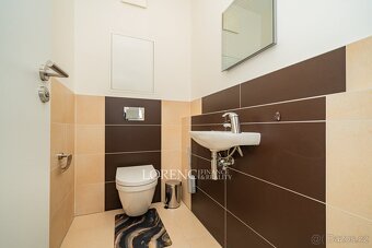 Ev.č. DL122N Nabízíme k pronájmu velmi příjemný, moderní a s