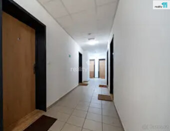 + poplatky 3 500 Kč + kauce + provize RK , Reality 11 Vám zp