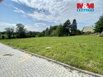 Nabízíme možnost koupě pozemku určeného k výstavbě rodinného