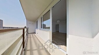 Ev.č. 01525 Nabízíme k prodeji prostorný a světlý byt 3+kk o