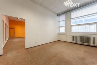 Nabízíme k pronájmu komerční objekt v areálu v ulici Vídeňsk