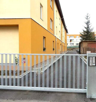 Zprostředkování dlouhodobého pronájmu bytu 1+kk, 31 m2, Bene