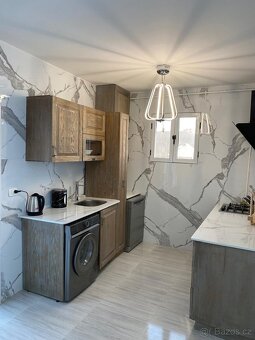 Na prodej je výjimečný, kompletně zrekonstruovaný apartmán v