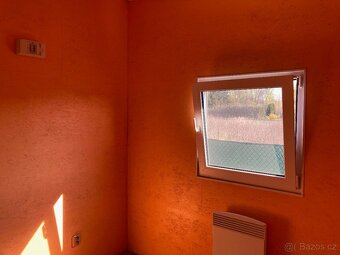 Nabízím k prodeji mobilheim o rozměrech 3 × 6 m, který proše