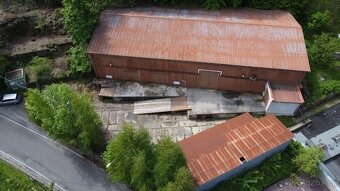 RK NEVOLAT. Jedná se o dvě haly o zastavěné ploše celkem ca 