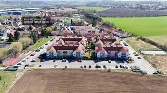 Prostorný mezonetový byt 3+kk, 90 m², balkon, 2× parkovací s