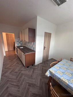 Byt k pronájmu (Bechyně, Písecká) 80m2, 3+1, 2 balkóny
1. pa