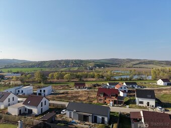 Hledáte moderní a nízkoenergetický rodinný dům v klidné loka