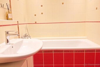 Prodej krásného, moderního bytu 2+kk s balkonem – Olomouc, u