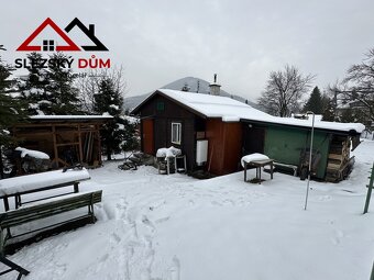Nabízím Vám ke koupi udržovanou rekreační chatu se zahradou,