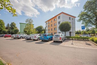 Hledáte klidné bydlení mimo ruch města, kde se budete cítit 