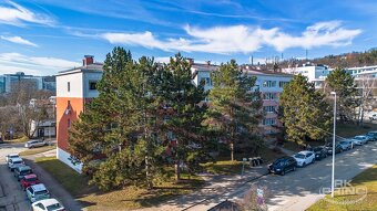Byt o dispozici 3+kk a celkové ploše 78 m² včetně lodžie se 