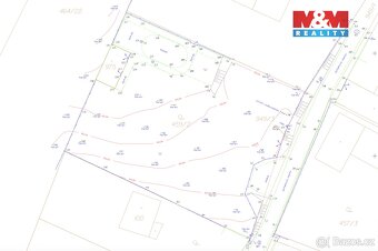 Hledáte pozemek pro realizaci klidného bydlení s dostatkem s