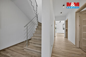 Nabízíme Vám k prodeji rodinný dům 4+kk o celkové výměře 114