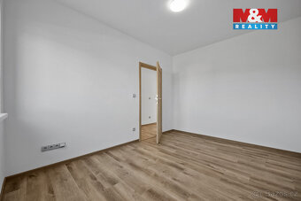 Nabízíme Vám k prodeji rodinný dům 4+kk o celkové výměře 114