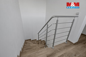 Nabízíme Vám k prodeji rodinný dům 4+kk o celkové výměře 114