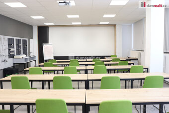 (+DPH) , Dumrealit.cz Vám zprostředkuje pronájem dvou skladů