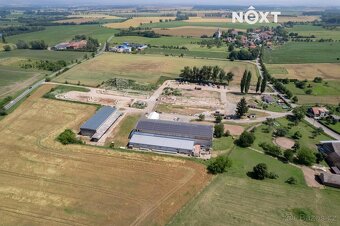 V lokalitě Skalice u Hradce Králové nabízíme k prodeji výjim