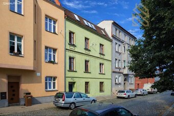 Nabízíme k pronájmu světlý byt o dispozici 1+1 a výměře 40,2