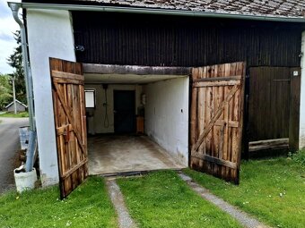 Nabízím k dlouhodobému pronájmu udržovaný rodinný dům v obci
