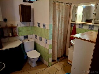 Nabízím k dlouhodobému pronájmu udržovaný rodinný dům v obci