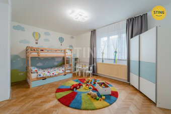 Nabízíme Vám ke koupi prostorný rodinný dům v Opavě na ulici