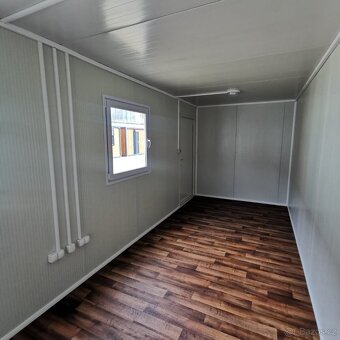 Nabízíme k prodeji obytný kontejner 2,4 x 6 m se základním v