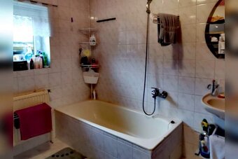 Exkluzivně nabízíme k prodeji patrový rodinný dům s obytným 