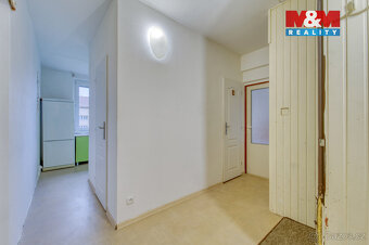 K pronájmu nabízíme světlý byt 2+1 o velikosti 55 m², umístě